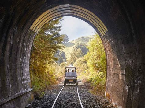  Hutian Kiln: Kauniit keramiikat ja historiallinen tunnelma!