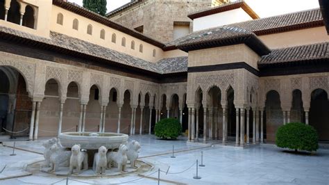 Alhambra - Grand Moorish Palace Complex and Historical Gem!